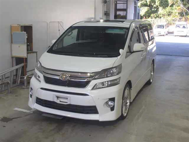 TOYOTA VELLFIRE 2012