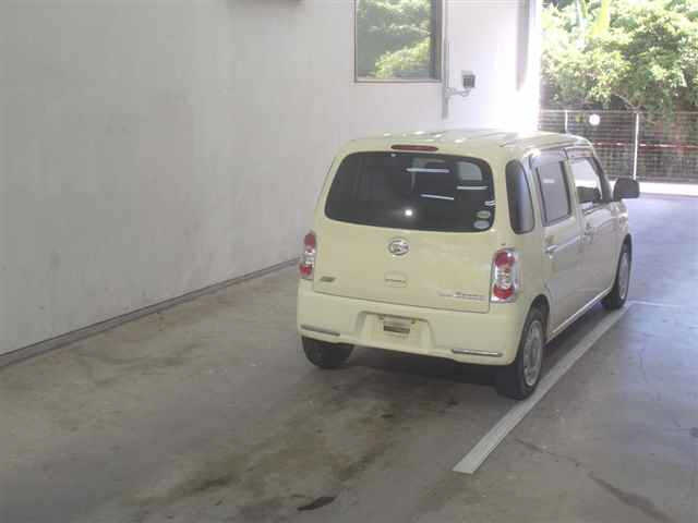 DAIHATSU MIRA 2012