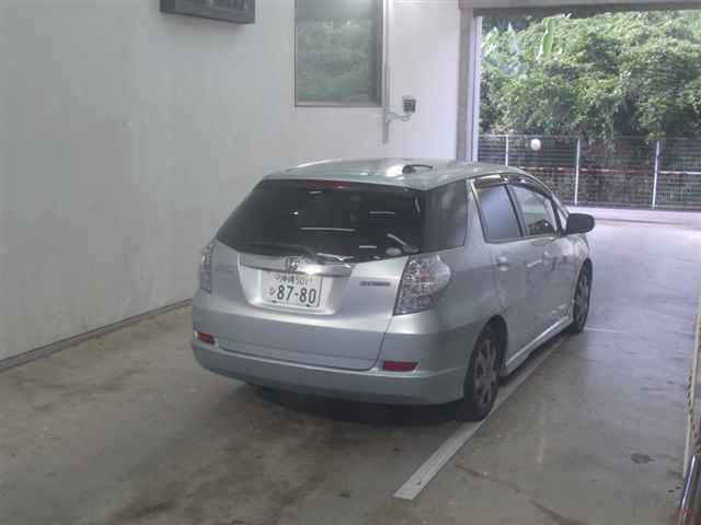 HONDA FIT SHUTTLE 2013