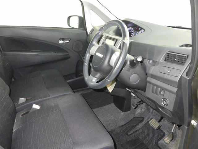DAIHATSU MOVE 2011