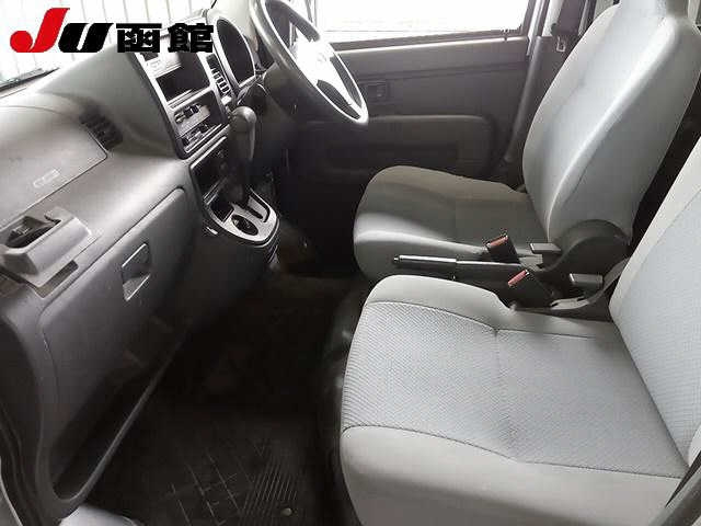 DAIHATSU HIJET VAN 2009