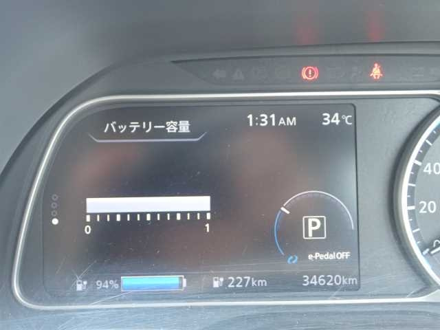 NISSAN LEAF 2018