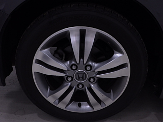 HONDA STREAM 2013