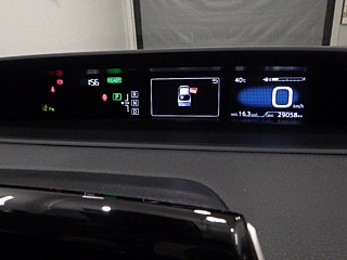 TOYOTA PRIUS 2017