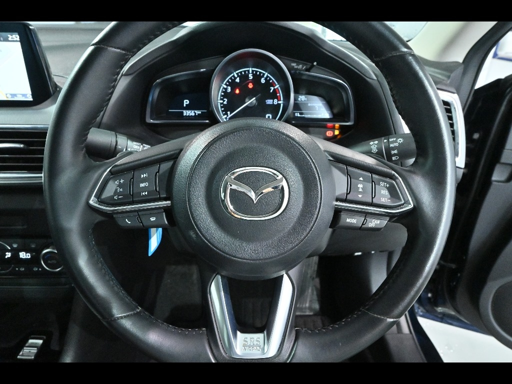 MAZDA AXELA 2019