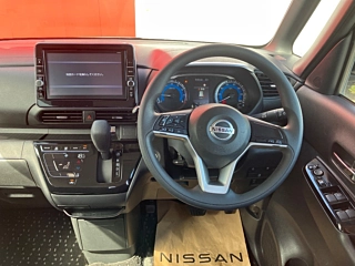 NISSAN ROOX 2020