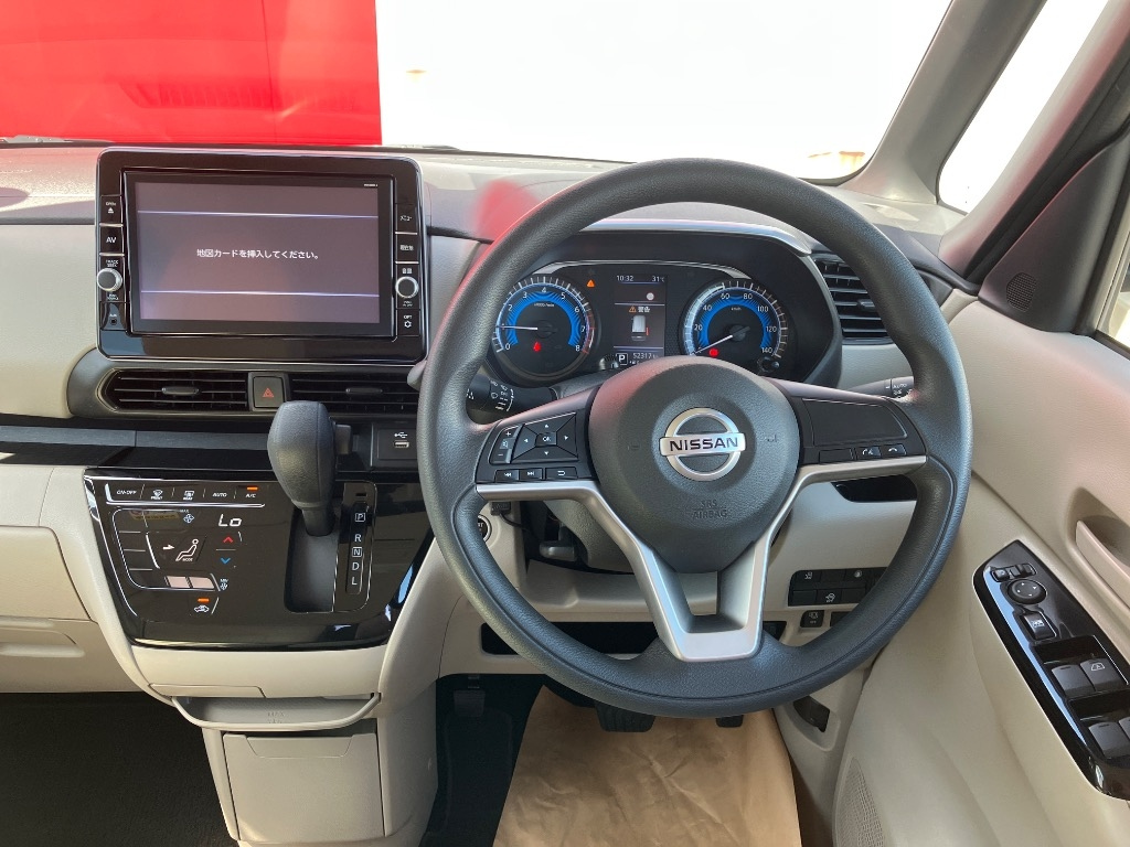 NISSAN ROOX 2021