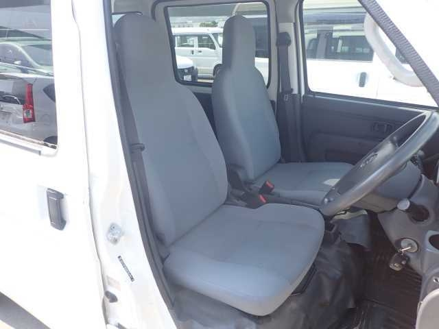 DAIHATSU HIJET VAN 2017