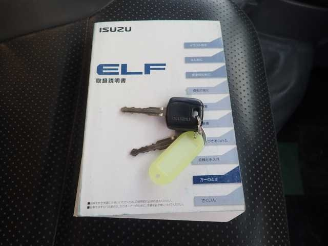 ISUZU ELF 2011