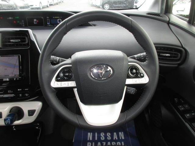 TOYOTA PRIUS 2018