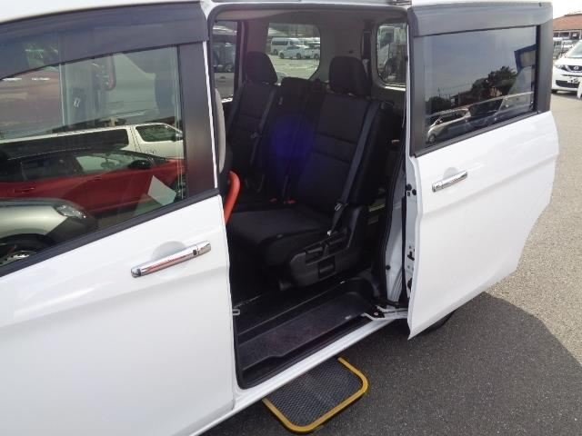 NISSAN SERENA 2020
