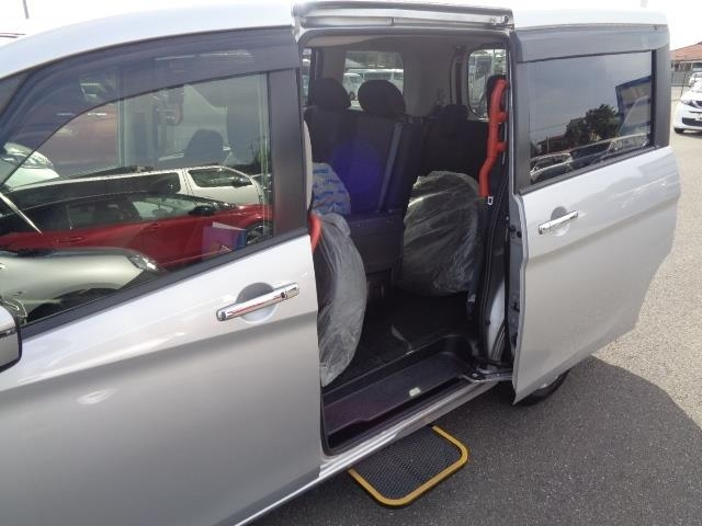 NISSAN SERENA 2020