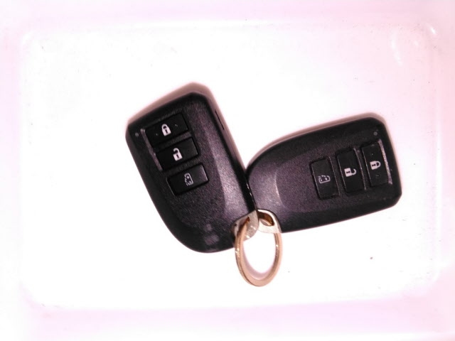 TOYOTA SPADE 2014