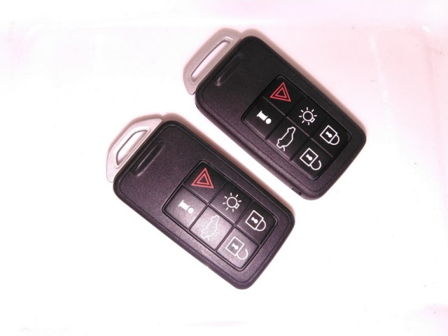 VOLVO V40 2014