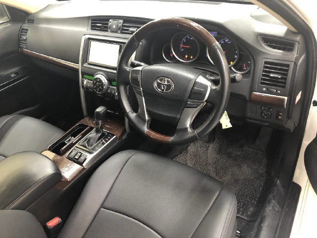 TOYOTA MARK X 2012
