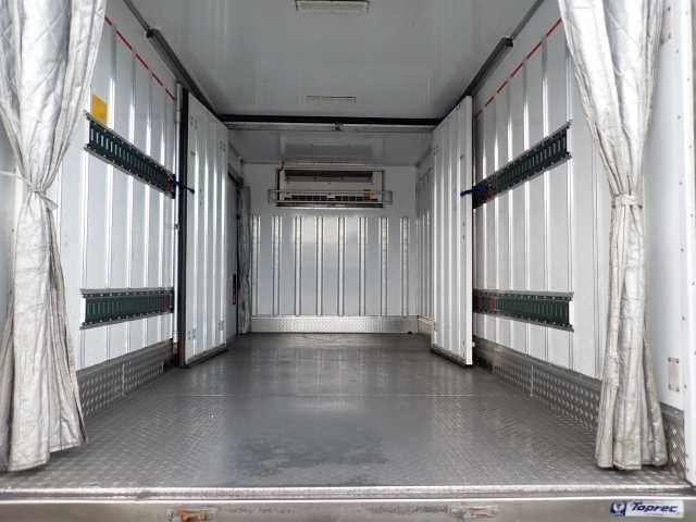 MITSUBISHI CANTER 2017