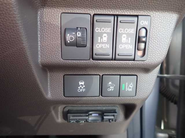 HONDA FREED 2018