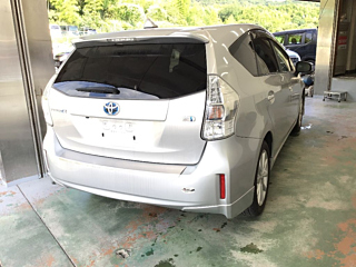 TOYOTA PRIUS ALPHA 2012