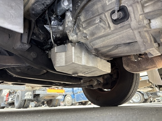 MITSUBISHI CANTER 2014