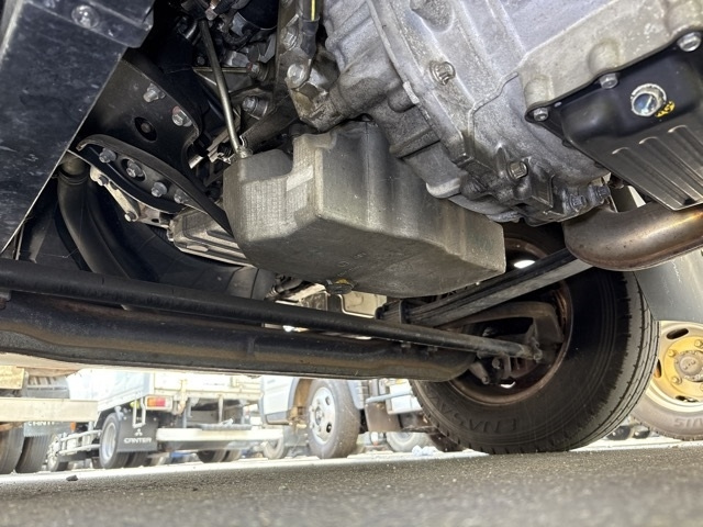 MITSUBISHI CANTER 2015