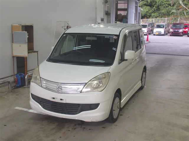 SUZUKI SOLIO 2013