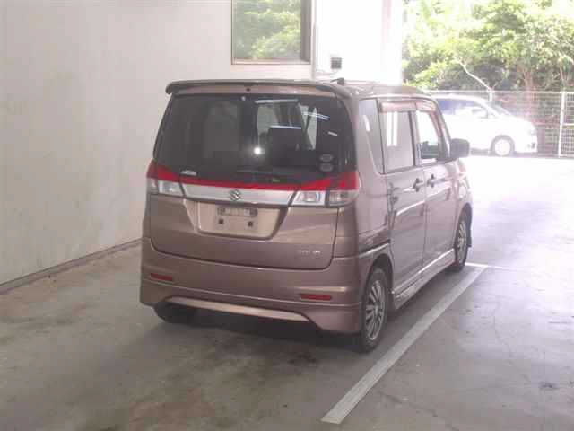SUZUKI SOLIO 2011