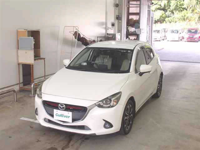 MAZDA DEMIO 2015