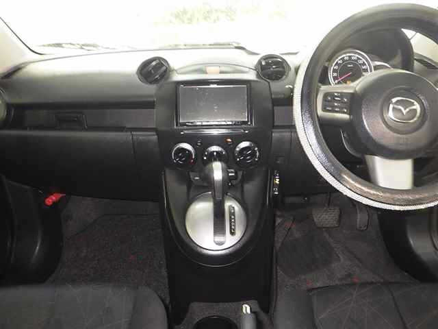 MAZDA DEMIO 2012