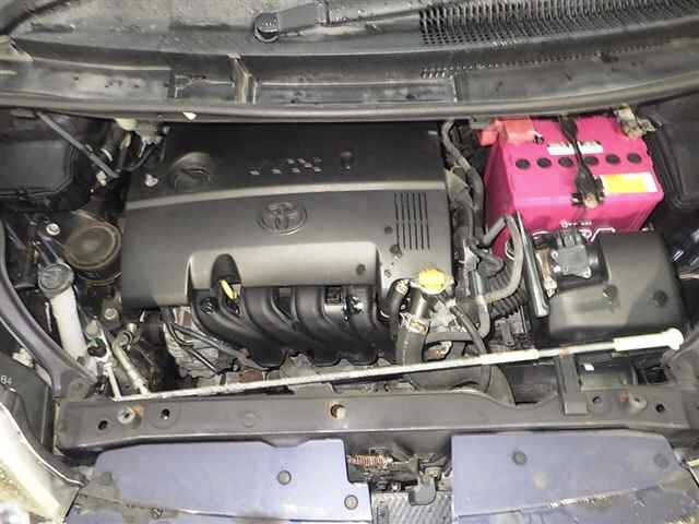 TOYOTA SPADE 2013
