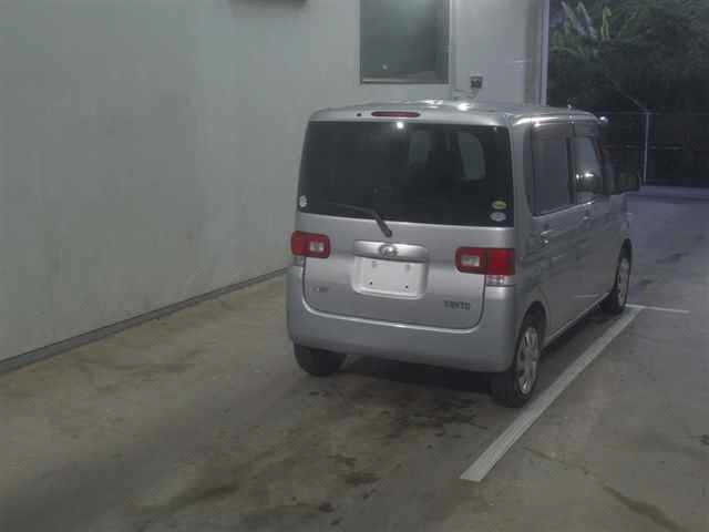 DAIHATSU TANTO 2013