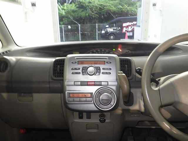 DAIHATSU TANTO 2013