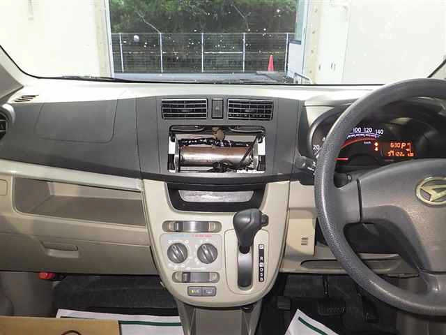 DAIHATSU MOVE 2014
