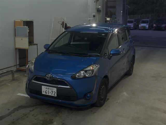 TOYOTA SIENTA 2016