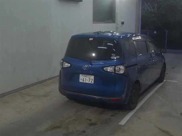 TOYOTA SIENTA 2016