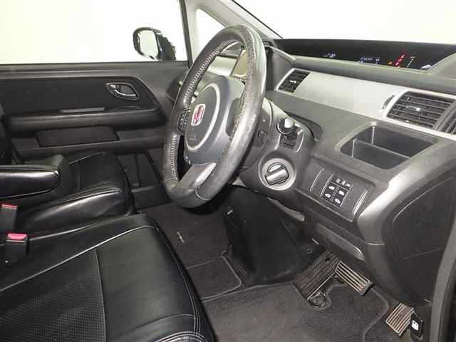 HONDA STEP WAGON 2009