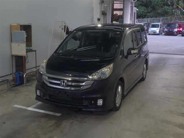 HONDA STEP WAGON 2009