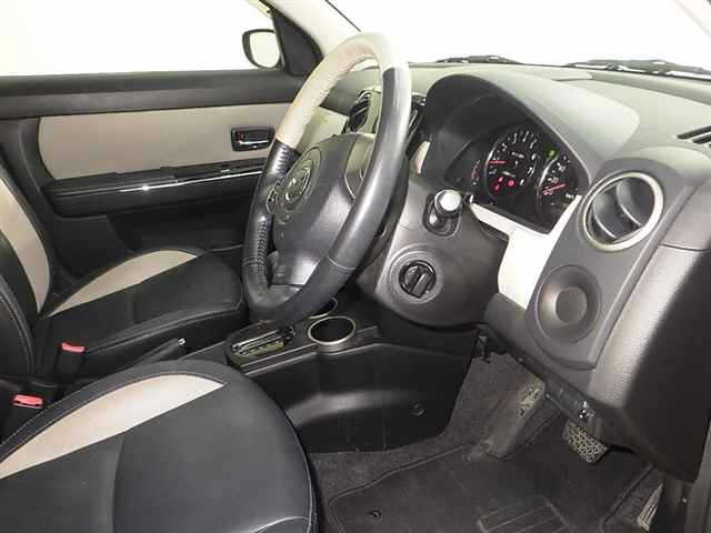 MAZDA VERISA 2013