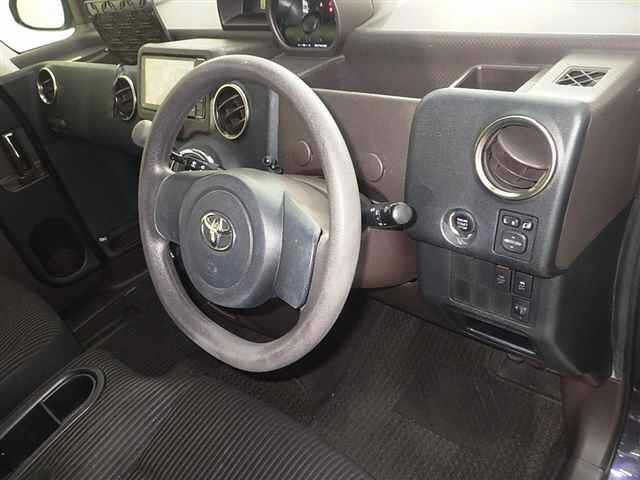 TOYOTA SPADE 2014