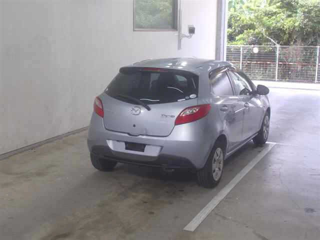 MAZDA DEMIO 2013