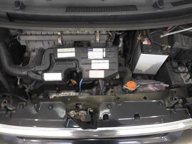 DAIHATSU MOVE 2013