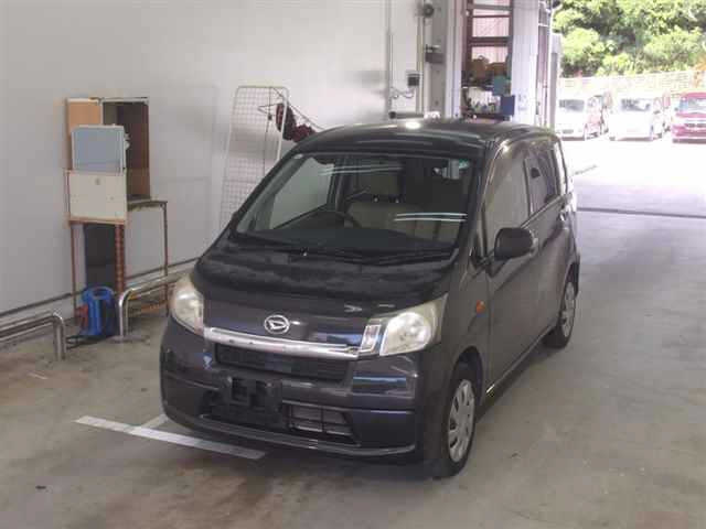 DAIHATSU MOVE 2013