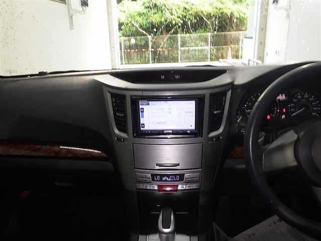 SUBARU LEGACY 2010