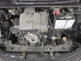 TOYOTA VITZ 2011