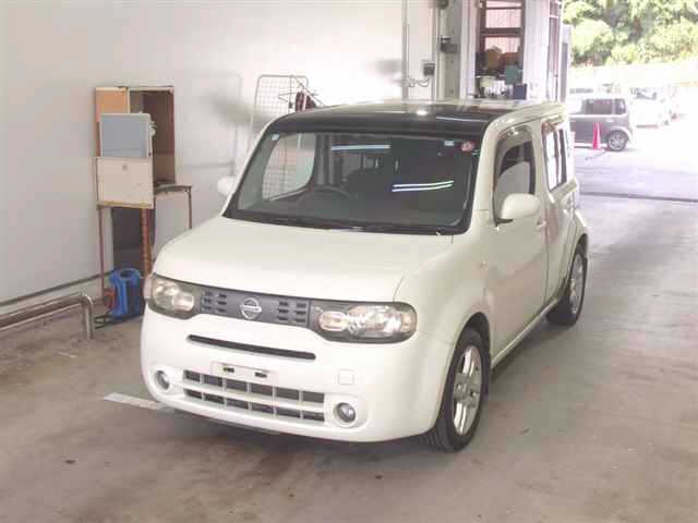 NISSAN CUBE 2010