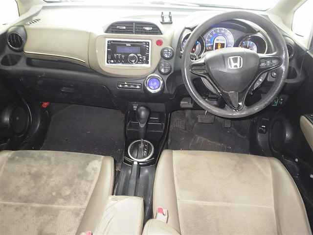 HONDA FIT SHUTTLE 2011
