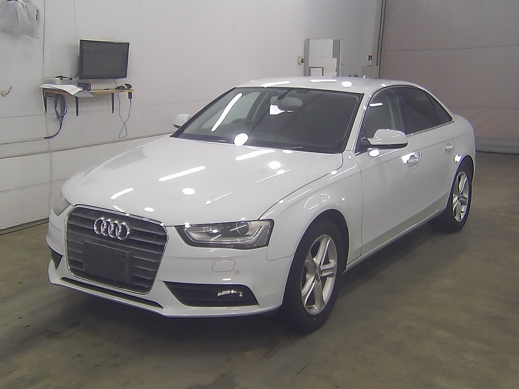 AUDI A4 2013