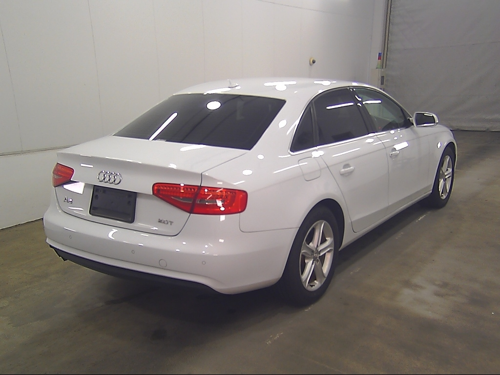 AUDI A4 2013
