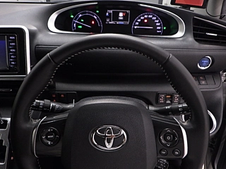 TOYOTA SIENTA 2021