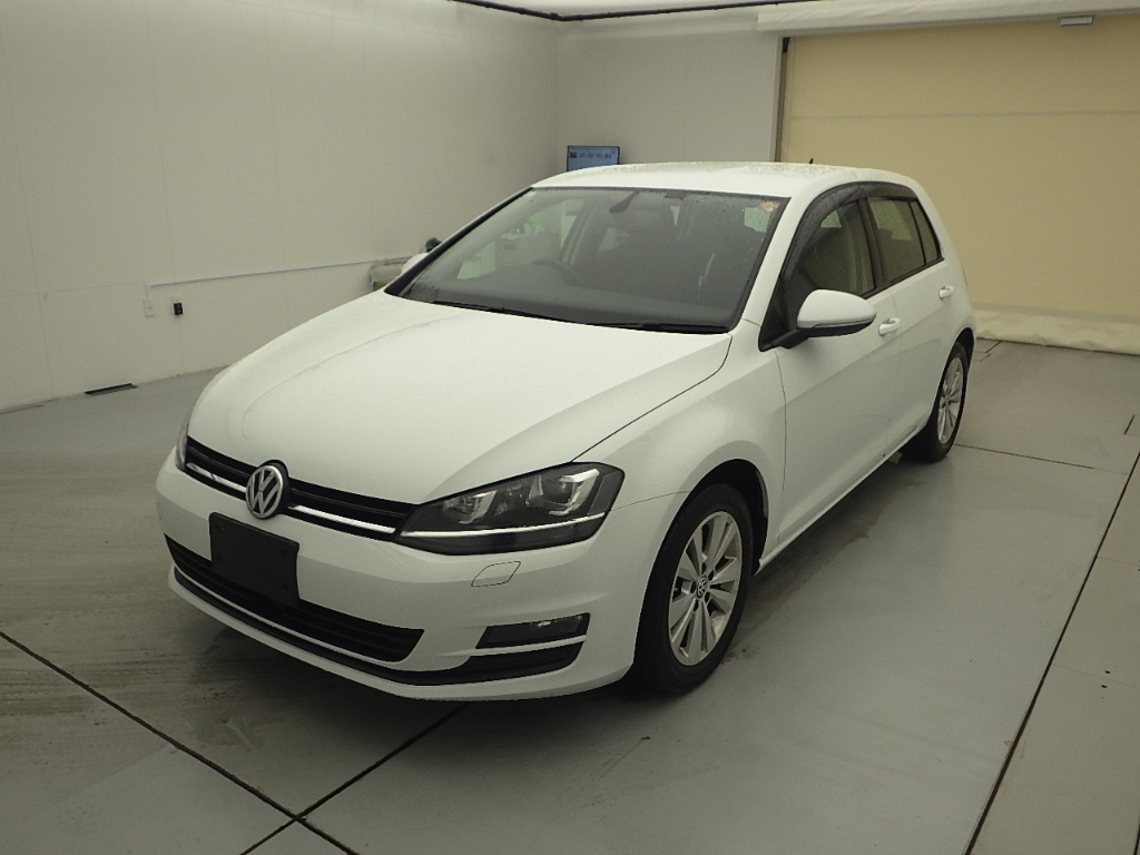 VOLKSWAGEN GOLF 2015