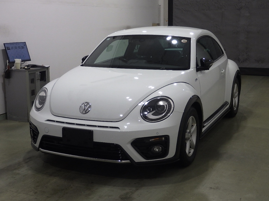 VOLKSWAGEN THE BEETLE 2017